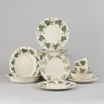 554394 Dinner set